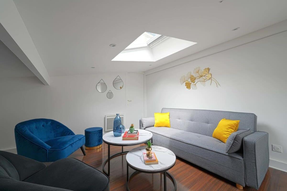 Magnifique Appartement A Pied Du Chateau Versailles Extérieur photo