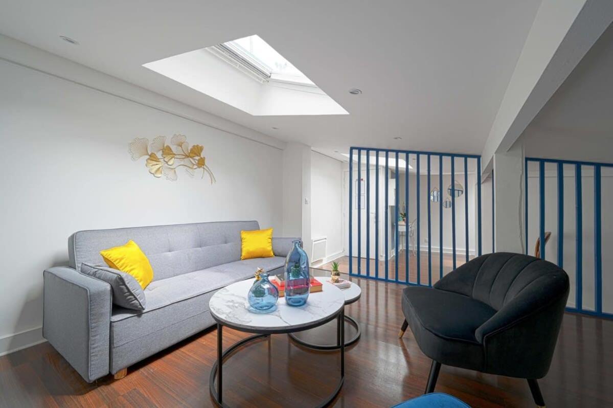 Magnifique Appartement A Pied Du Chateau Versailles Extérieur photo